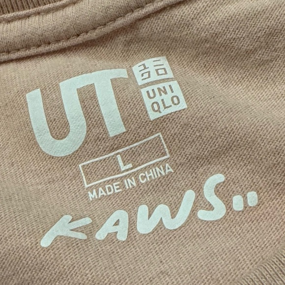 Kaws x Uniqlo Graphic Tee - Picture 3 of 3